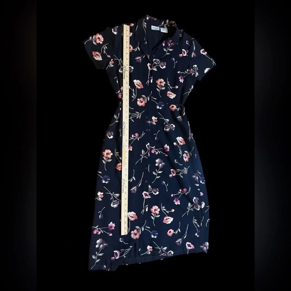 Floral Button Down and Tie Back, Black Dress - Picture 8 of 10